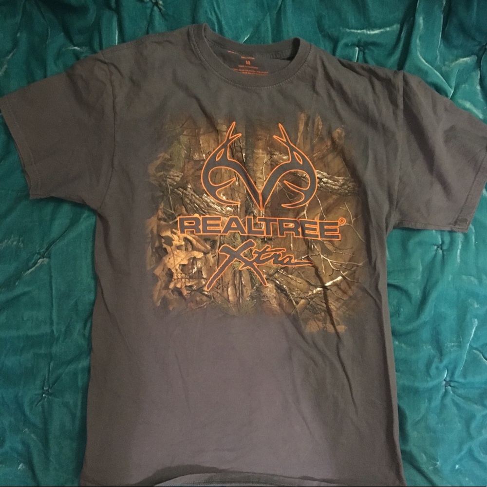 RealTree grey t shirt